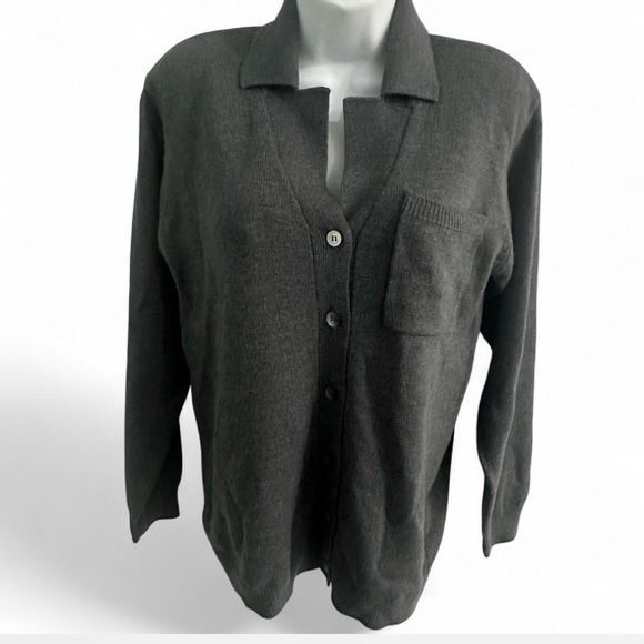 JH Collectibles Sweaters - JH collectibles Dark Charcoal Button-Up Merino Wool Cardigan size L